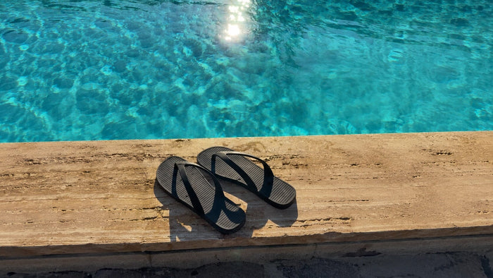 Looking for Flip-Flops for a Resort That Are Non-Slip and Eco-Friendly?